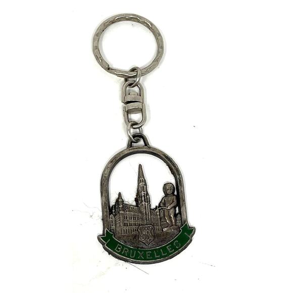 Vintage BRUXELLES BRUSSELS Metal Travel KEYCHAIN - Picture 1 of 4